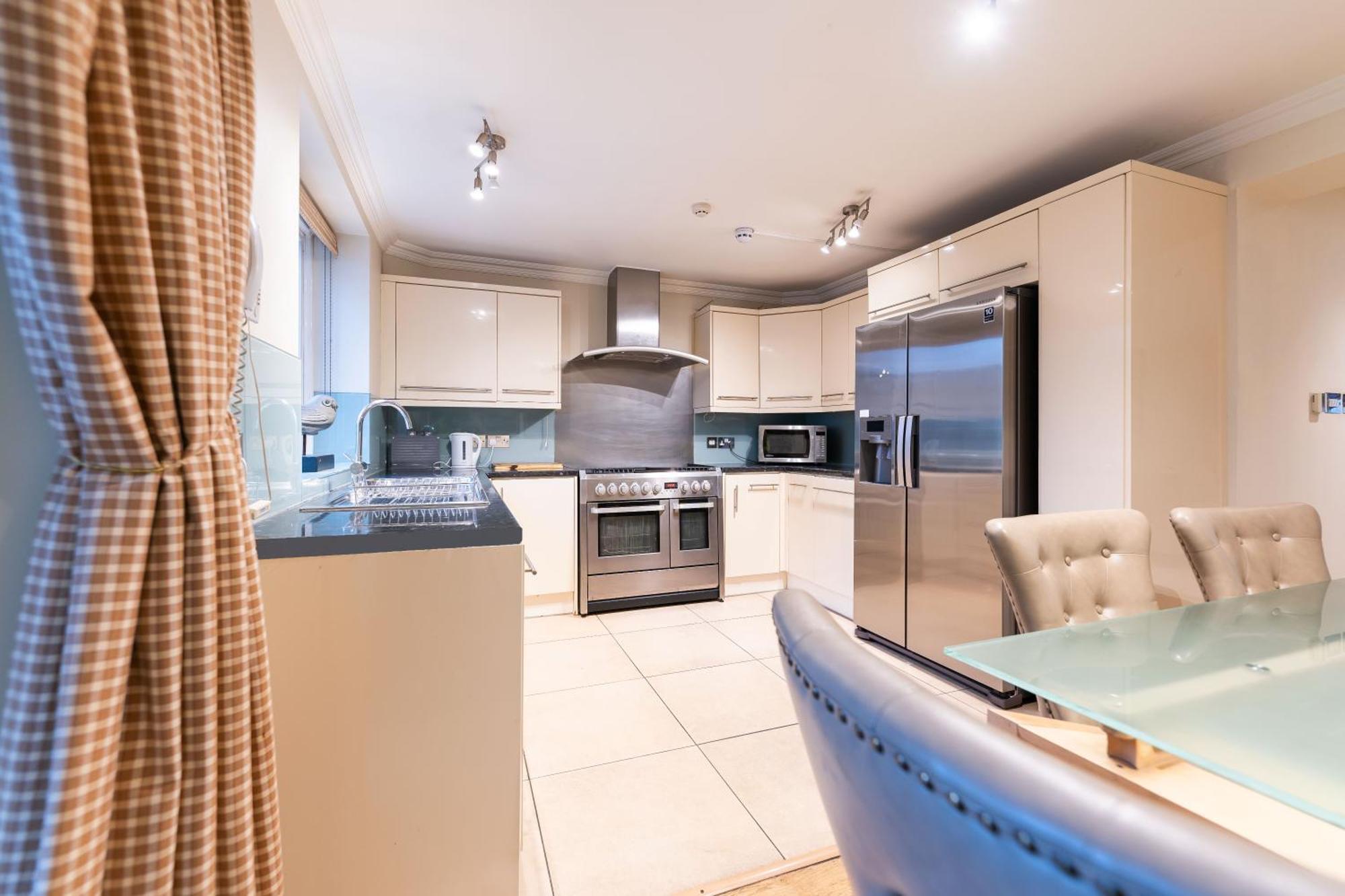 Luxury 6 Bedroom House In Southwick Street Londres Exterior foto